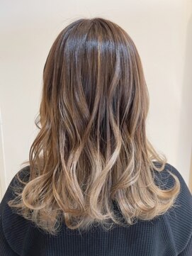 ヘアー デザイナーズ サロン アヴァンセ(HAIR DESIGNER'S SALON AVANCE) バレイヤージュ風カラー☆