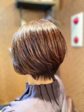 アルター(aL ter) 大人ナチュラルレイヤーショートボブ