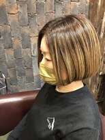 ヘアー クリエイト カルバリ(HAIR CREATE Calbari) ハイトーンミニマムボブ