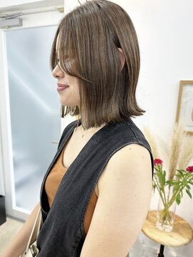 イコ 表参道原宿(ico) ナチュラルハイライト イルミナカラー ベージュ