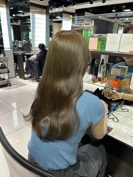 フォルテ ギンザ(FORTE GINZA) オリーブベージュ艶カラー