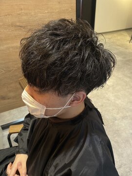 ラックスビーギャラリー なんば駅前店(LUXBE GALLERY) men's ソフトツイスト