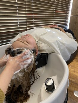 『上質空間×癒しのヘッドスパ』頑張るあなたへちょっとご褒美♪癒しのＢＧＭで日頃の疲れをリフレッシュ☆