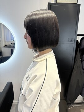 ホープ(hope) あご下2cm前下がりボブ【大阪/梅田】
