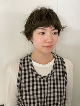 ヘン(hen) 【心斎橋hen】ナチュラルパーマ　ショートパーマ