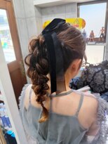ラグズ 茅ヶ崎(LAGUZ)&nbsp;【ヘアセット】ベルベットリボン編み下ろし 茅ヶ崎ヘアセット