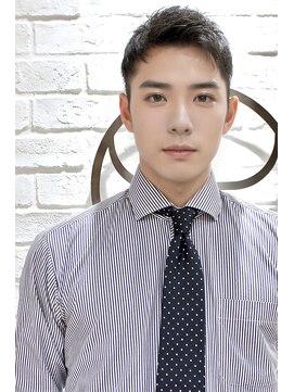 アース 錦糸町店(HAIR&MAKE EARTH) 社会人必見◎フェードカット×ビジネスショートで好感度