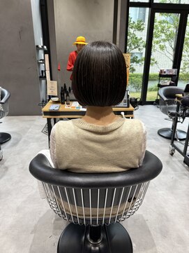 朝から楽ちん首元スッキリタッセルボブ