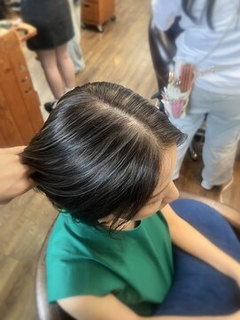 ポール 行徳店 白髪ぼかし グレーハイライト ショート