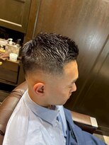 ミリオンバックス 御徒町店(Million Backs)&nbsp;御徒町/刈り上げセンターパート/波巻きツイストスパイラル