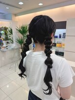 オフ(off)&nbsp;ツイン玉ねぎヘア|お呼ばれ|結婚式|推し活|イベント|ヘアセット