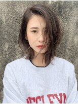 チャプター 問屋町(chapter)&nbsp;ブリーチなしミルクティーグレージュ外はねレイヤーボブ鎖骨ボブ