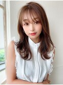 大人かわいい ヨシンモリ グレーべージュ 外ハネ くびれヘア