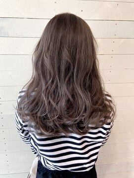 ルノン フィージュ(LUNON fieju) 【LUNON fieju】光で透けた感じが可愛いマーメイドグレージュ