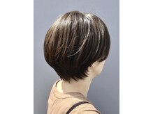 ログヘアアトリエ (log hair atelier)