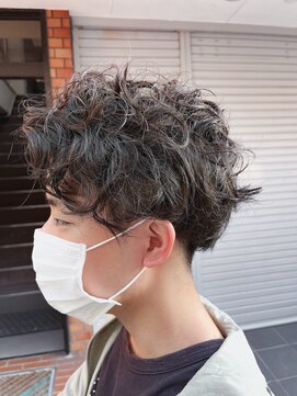 ワンバイワン(ONE BY ONE) 色気のあるパーマ