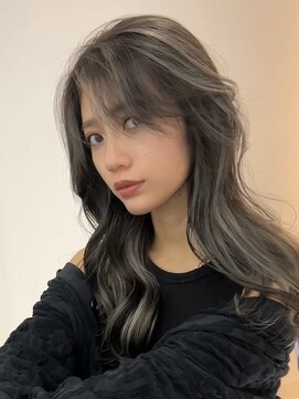 ヨロ 小岩(YOLO) 小岩ハイライトミルクティーグレージュレイヤーカット