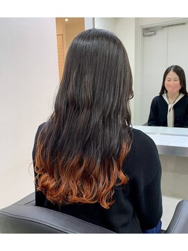 トンプソン(THOMPSON) ロング/ゆるふわ/裾カラー/オレンジブラウン/韓国カラー