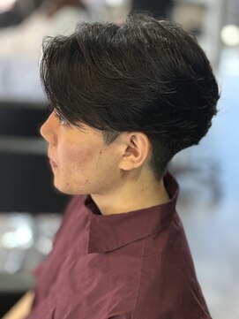 ニアウ 高崎店(Niau) メンズセンターニュアンスフェザーパーマ群馬高崎眉毛韓国刈り上