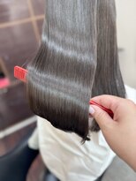 ウィズ(WiZ)&nbsp;【STRAIGHT PERM　/　縮毛矯正】　白楽/髪質改善/韓国風/艶髪