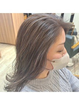 ヘアーズ ロッソ(hair's ROSSO) オトナ女子の脱白髪染めデザインカラー×レイヤースタイル