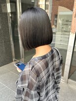 エンバイユアーズ 飯田橋店(eN° by youres) 黒髪ボブ 前下がりボブ 切りっぱなし タッセルボブ 縮毛矯正