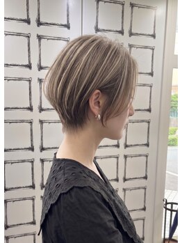 ルルクス ヘアーサロン(LuLux)の写真/憧れのデザインカラーお任せください!ブリーチを使ったハイライト、インナーカラー、白髪ぼかしが人気◎!