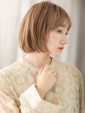 カバーヘアアンドスパ ブリス 浦和(COVER HAIR&SPA bliss) ブリーチなしミルクベージュ丸み小顔周りレイヤーボブ20代30代X