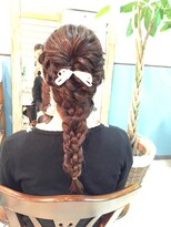 ロカット サロン(Roquat Salon)&nbsp;編み込みもこもこヘアアレンジ【ヘアセット　立川/立川南口】