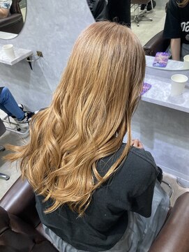 グラッジ 池袋(GLADGE) ハイトーンベージュ