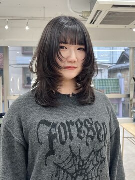 イェッカ パビル(YECCA pabil) ウルフレイヤー