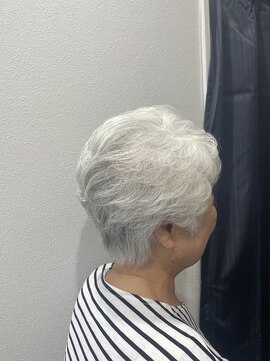 アットヘアー 上里イオン店 ショート