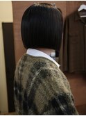 パツっと切りっぱなしミニボブ髪質改善トリートメント