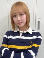 ロイオブジゼル(roi of GiseL) ボブ ハイトーン ミルクティーベージュ 前髪 ショートカット