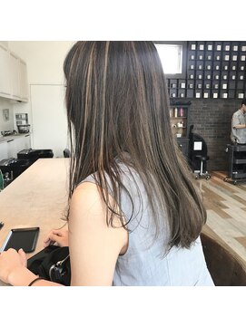 マイティ バイ エイチ(mighty by H) 3Dカラー×グレージュ