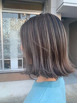 スパークスヘア(Sparks hair) スジ感活かしたエアタッチハイライトになります☆