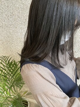 ベルフェミンミエル ダークグレージュカラー