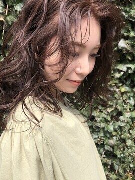 ミータイム(ME TIME) ピンクブラウンゆったりカール