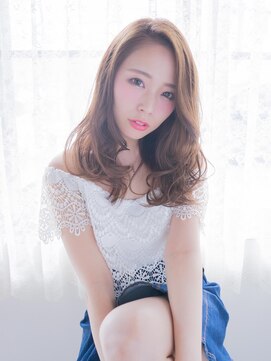 オジコロジ(ojiko.roji) ☆月曜日営業☆ojiko.愛され大人女子の柔らかカールセミディ