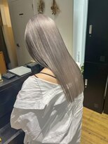 アルカナ 明治神宮前原宿(ARCANA)&nbsp;グレージュ　透明感グレージュ エアリーロング 美髪 原宿