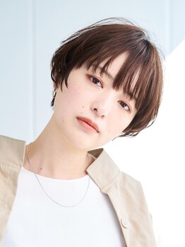 大人女性のための上品カラー☆ダメージレスで、髪本来の美しさを引き出す。艶のある美しい仕上がりに…♪