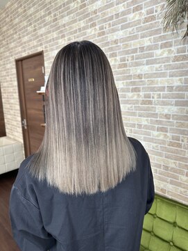 オンアンドオフ ON and OFF シャドールーツ