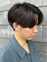 ヒュイル バイ ニアウ(Hwyl by Niau)&nbsp;メンズマッシュセンターパートスパイラルパーマニュアンスパーマ