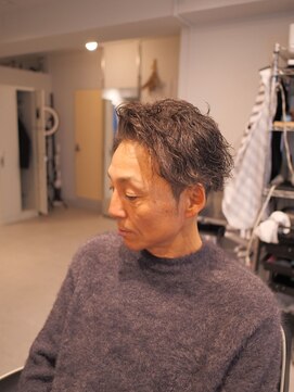 グットルーズトウキョウ(GOOD LOOSE TOKYO) ツイストスパイラル/ミドルエイジ/大人パーマ