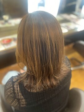 ヴァンカウンシル 清須店(VANCOUNCIL) 軽やか◎ふんわりレイヤーミディ/外ハネ/ベージュ