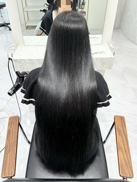 エレリー 和歌山店(EleRe) EleRe 栄/名古屋/髪質改善/縮毛矯正/カラー/レイヤーカット