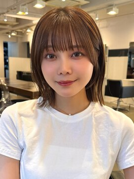 アビー(ABBEY3) シースルミニマルボブショート顔まわり外ハネ切りっぱなし