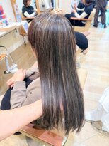 ステラバイケンジ 藤沢(STELLA by KENJE)&nbsp;【脱白髪染め】白髪ぼかしハイライト40代50代グレージュ