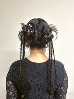 ヒュミ(hymy)&nbsp;結婚式参列に♪/お呼ばれヘア/おとなっぽヘア/ツイン/カチモリ