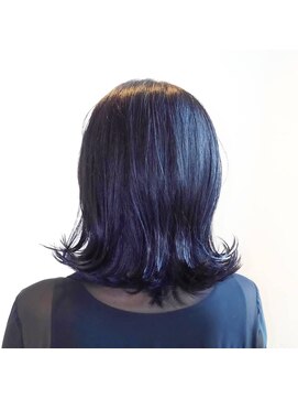 ウェリナ(welina) 外ハネダークブルー